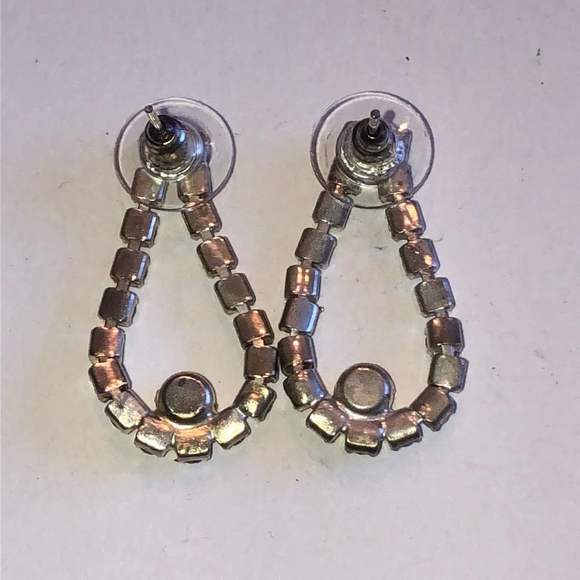 Vintage Silver Tone CZ Rhinestone Dangling Runway Statement Pierced Earrings - Picture 4 of 6